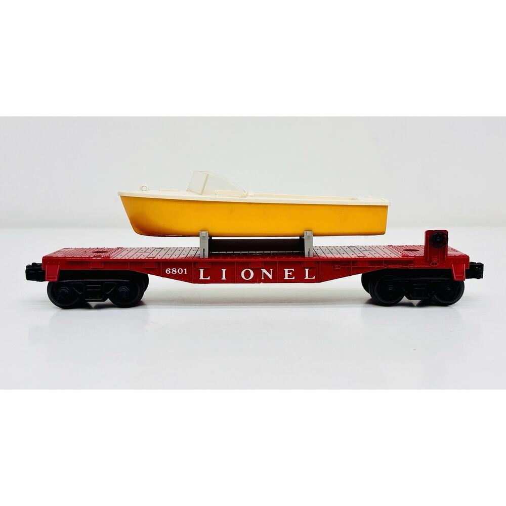 Lionel Postwar Flat Car 6801 Red w/ Boat Yellow & White 6801-60